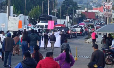 Bloquean la carretera Fortín -Huatusco