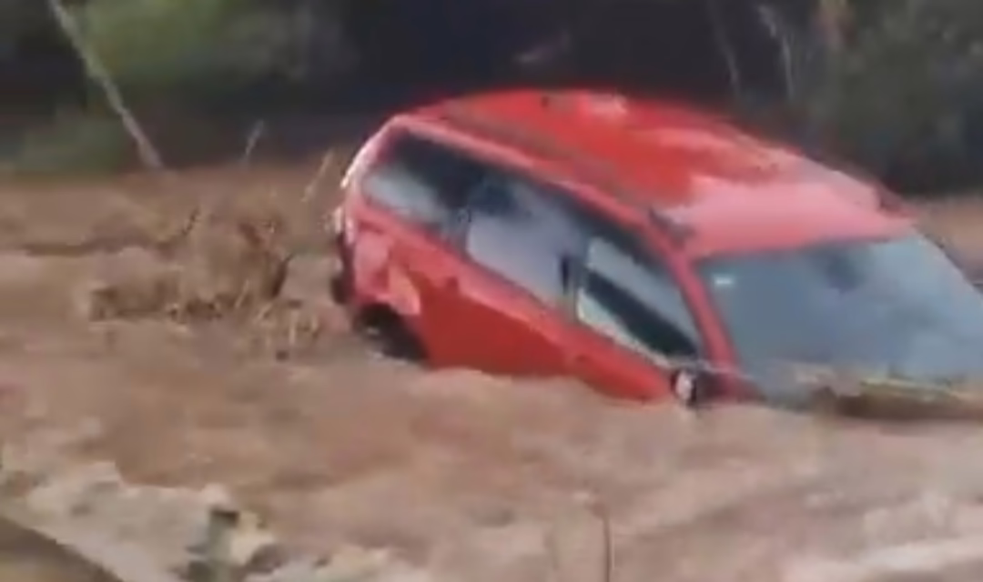 Video:FUERTE TROMBA DE AGUA EN IBIZA, ESPAÑA