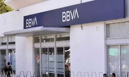 Una falla masiva de BBVA dejó sin servicio cajeros, app, transferencias y pagos con tarjeta en todo el país