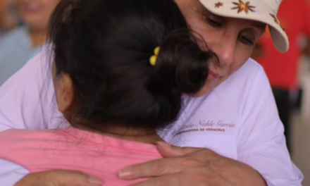 Rocío Nahle supervisa y agiliza atención a familias afectadas de Álamo