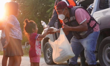 DIF Estatal permanece junto a las familias afectadas en el norte del estado