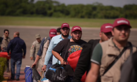 Veracruz respalda con transporte aéreo a brigadas de Bienestar en tareas de censo