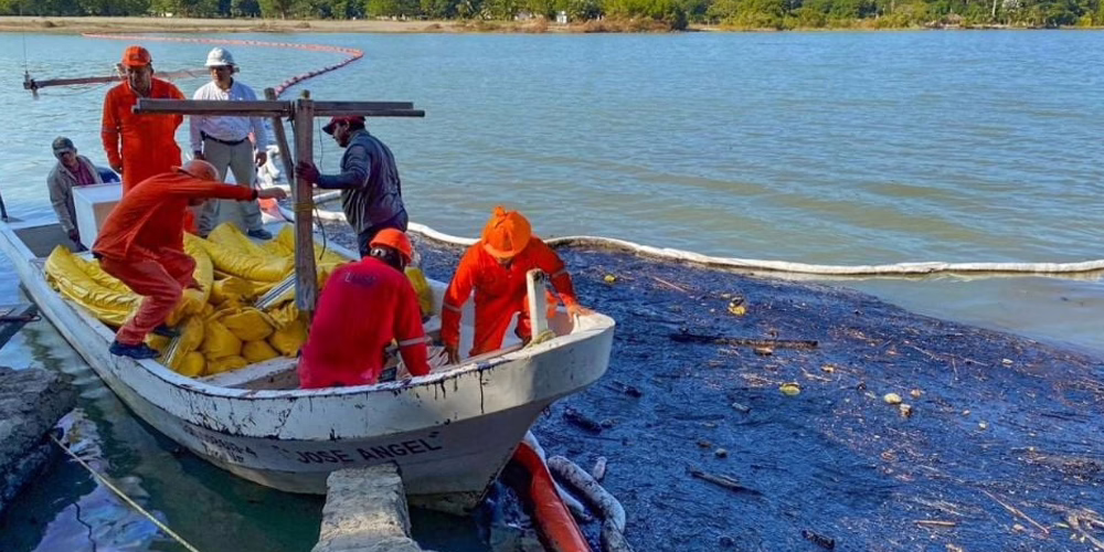 Participan más de 600 elementos en la limpieza y remediación del río Pantepec en Veracruz