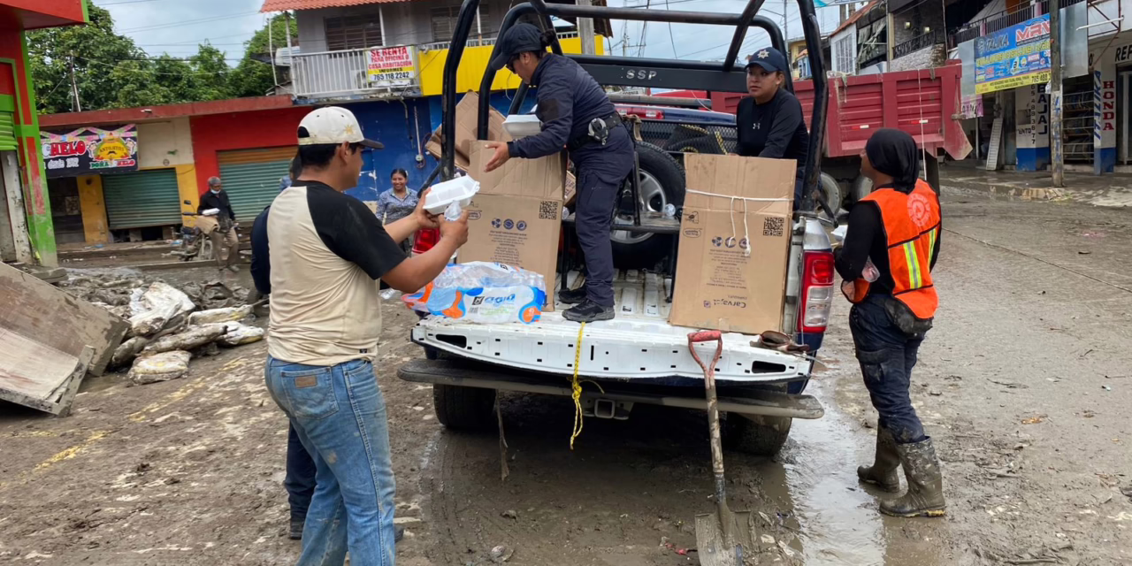Plan Tajín: ya suman 27 mil comidas calientes preparadas y más de 11 mil paquetes alimentarios entregados