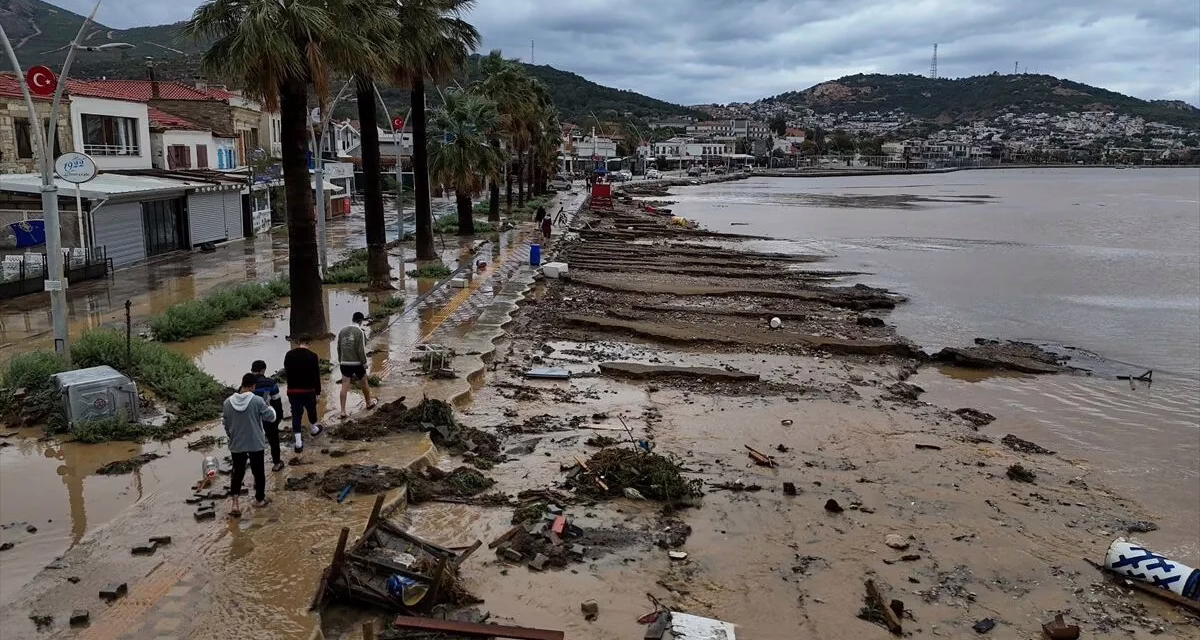 VIDEO:LLUVIAS TORRENCIALES PROVOCAN GRAVES INUNDACIONES EN TURQUÍA