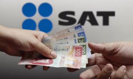 El SAT incluye a 141 contribuyentes en su lista negra por emitir facturas falsas