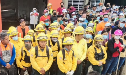 Cada casa, una historia: brigadistas acompañan la reconstrucción en Poza Rica