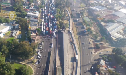 Bloquean la México-Puebla y otras avenidas de CDMX