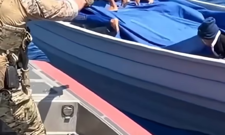 Video:Guardia Costera de Estados Unidos interceptó en aguas del Caribe una lancha con droga