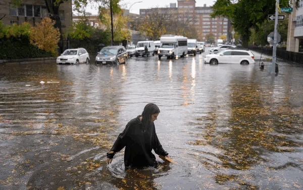 Nueva York declara el estado de emergencia por lluvias torrenciales