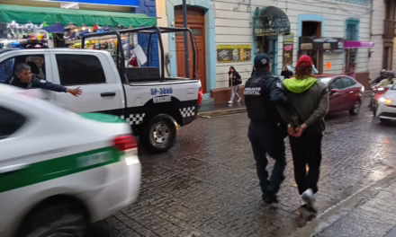 Elementos de la Policía Estatal, detienen a sujeto en la zona centro de Xalapa