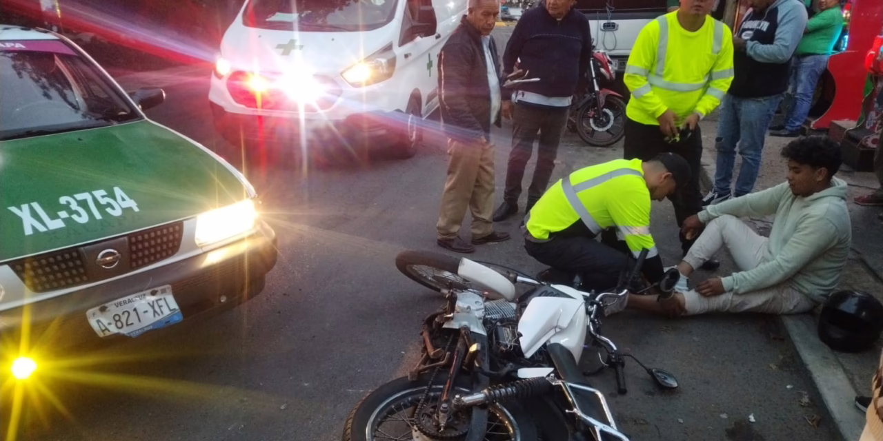 Motociclista lesionado en accidente a la altura del la clínica 66, Xalapa