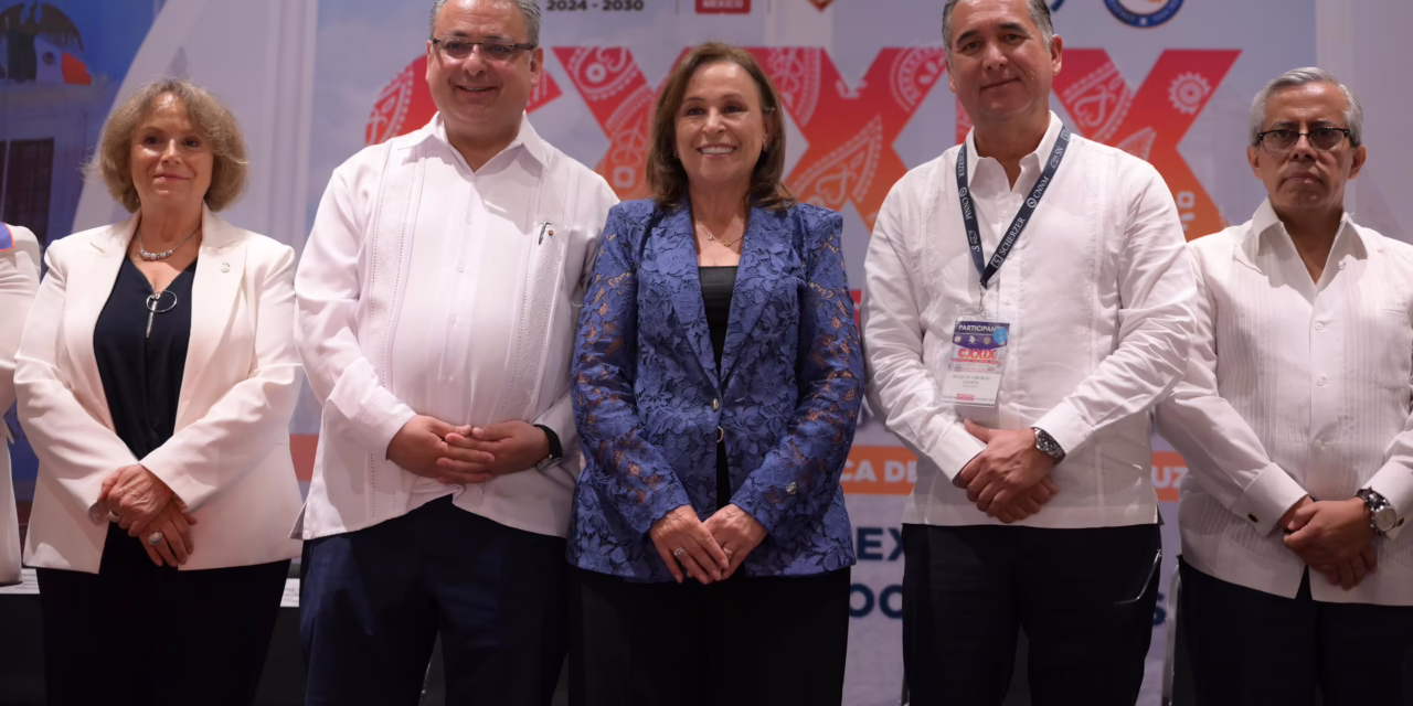 El notariado, garante de la legalidad, confianza y certeza jurídica: Rocío Nahle