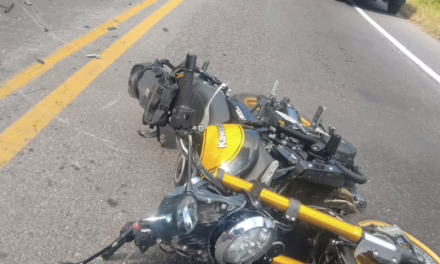 Choque en la Xalapa-Perote: Motociclista resulta lesionado en accidente a la altura de Acajete