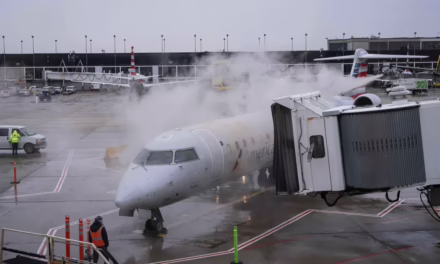 Video:Estados Unidos bajo una intensa nevada y vuelos cancelados 