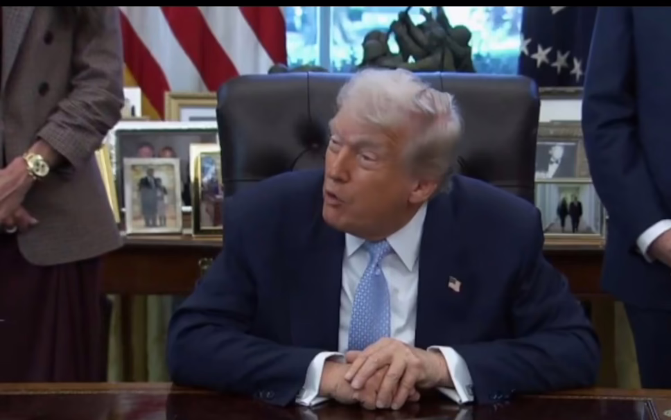 Trump extiende amenaza antidrogas y pone a México bajo presión