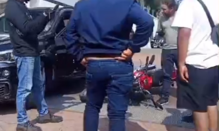 Accidente sobre el Bulevar Europa en el Fraccionamiento Monte Magno