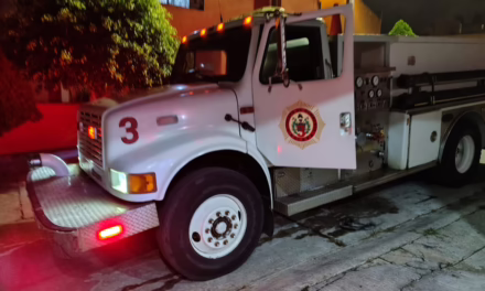 Bomberos de Xalapa atienden fuga de gas que ‘Congeló’ una Válvula en el Fraccionamiento Las Fuentes