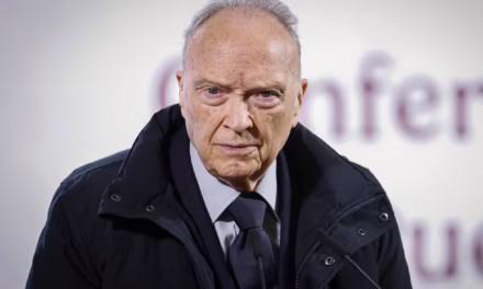 Senado aprueba salida de Gertz Manero de la FGR; será embajador en Alemania