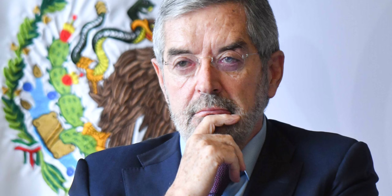 Juan Ramón de la Fuente, Secretario de Relaciones Exteriores solicita licencia temporal