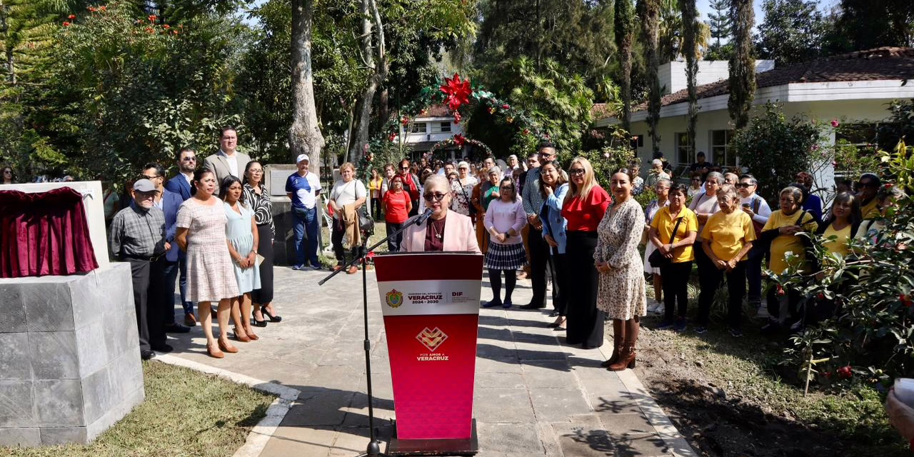 Celebra DIF Estatal 35º aniversario de la Quinta de las Rosas