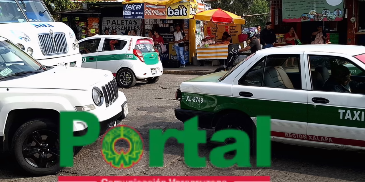 Choque vehicular cerca de Vías del Tren en la avenida Antonio Chedraui Caram