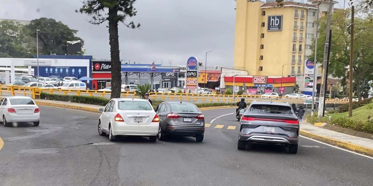 Accidente de tránsito a la altura de La Araucaria