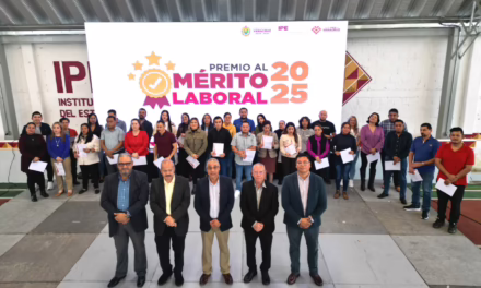 Reconoce IPE a su personal por desempeño, compromiso y vocación de servicio