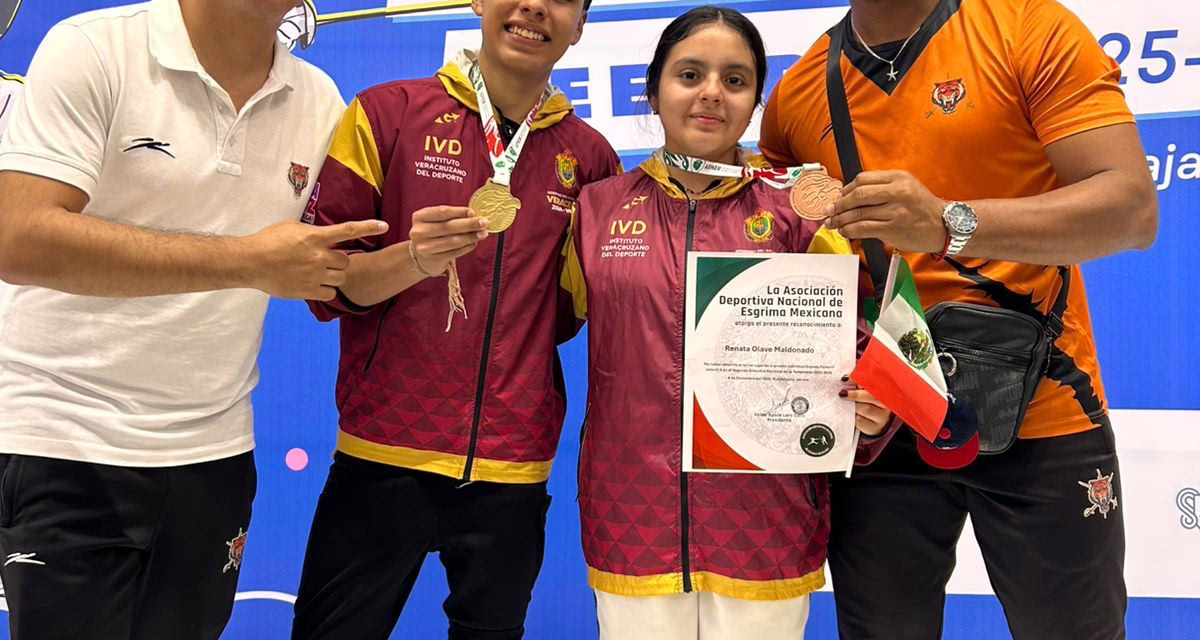 Atletas veracruzanos destacan en pesas, esgrima y tenis de mesa