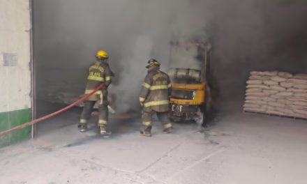 Incendio de montacargas en empresa ‘La Posta’ en Banderilla