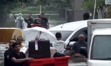 Continúan las fuertes lluvias e inundaciones severas en Indonesia