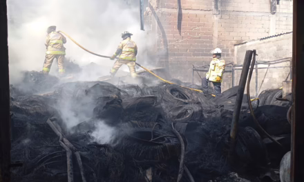 Video:Salió de Acapulco con destino a Toluca, en el que viajaban 8 pasajeros y 2 tripulantes.