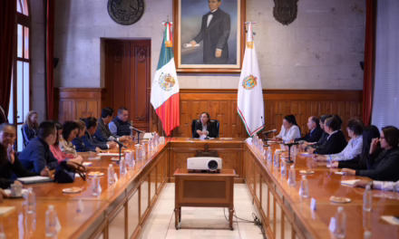 Rocío Nahle establece supervisión directa con directores para acelerar obras escolares