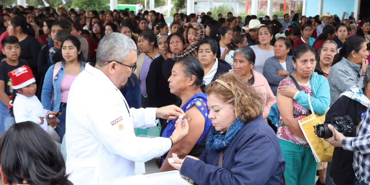 Con jornada de vacunación, Abrigando Corazones visitó las Altas Montañas