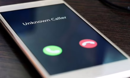 Así operan los fraudes telefónicos que se hacen pasar por el SAT