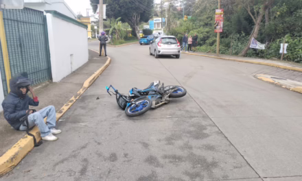 Accidente en la colonia Santa Rosa moviliza a cuerpos de emergencia este martes