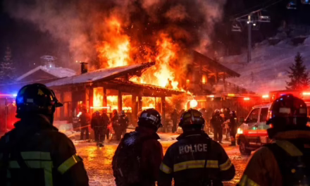 Al menos 40 personas fallecieron y más de 100 resultaron heridas tras un incendio registrado en un centro turístico de esquí, en Suiza.