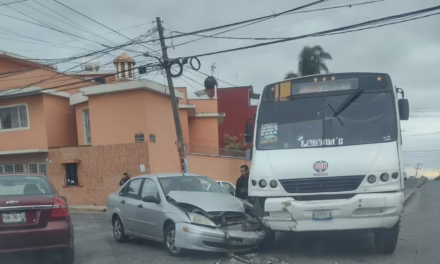 Accidente en la avenida Antonio Chedraui Caram