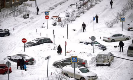 Video: Rusia registra graves afectaciones por nevadas históricas y frío extremo