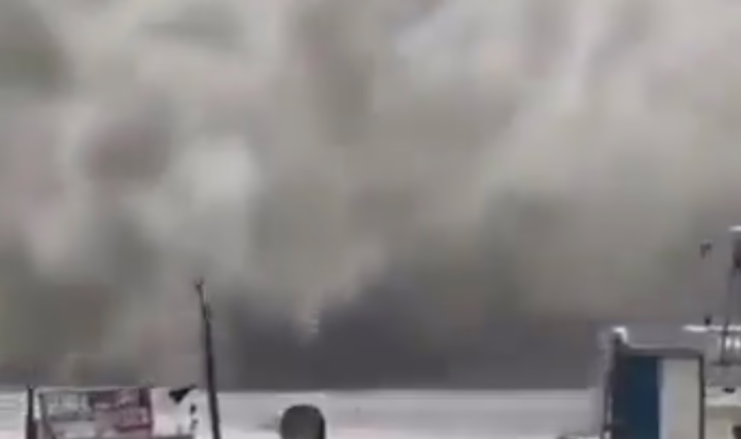 Video:El ciclón Harry azota el sur de Italia, con olas de hasta 8 metros.