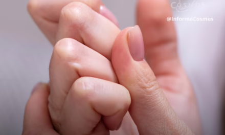 Te decimos por qué truenan los dedos y cuáles son sus verdaderas consecuencias