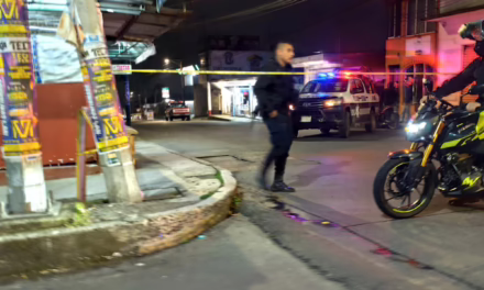 Derrame de combustible moviliza a cuerpos de emergencia en el Sumidero