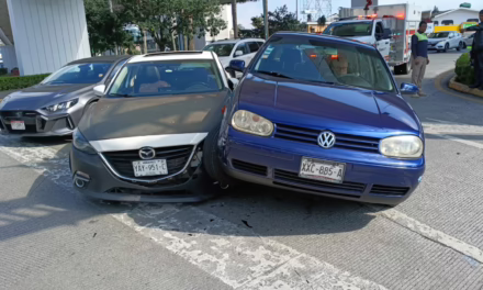 Accidente de tránsito a la altura del puente Bicentenario