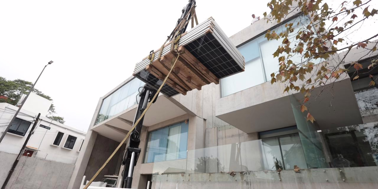 CAEV incorpora energía solar para reducir consumo eléctrico