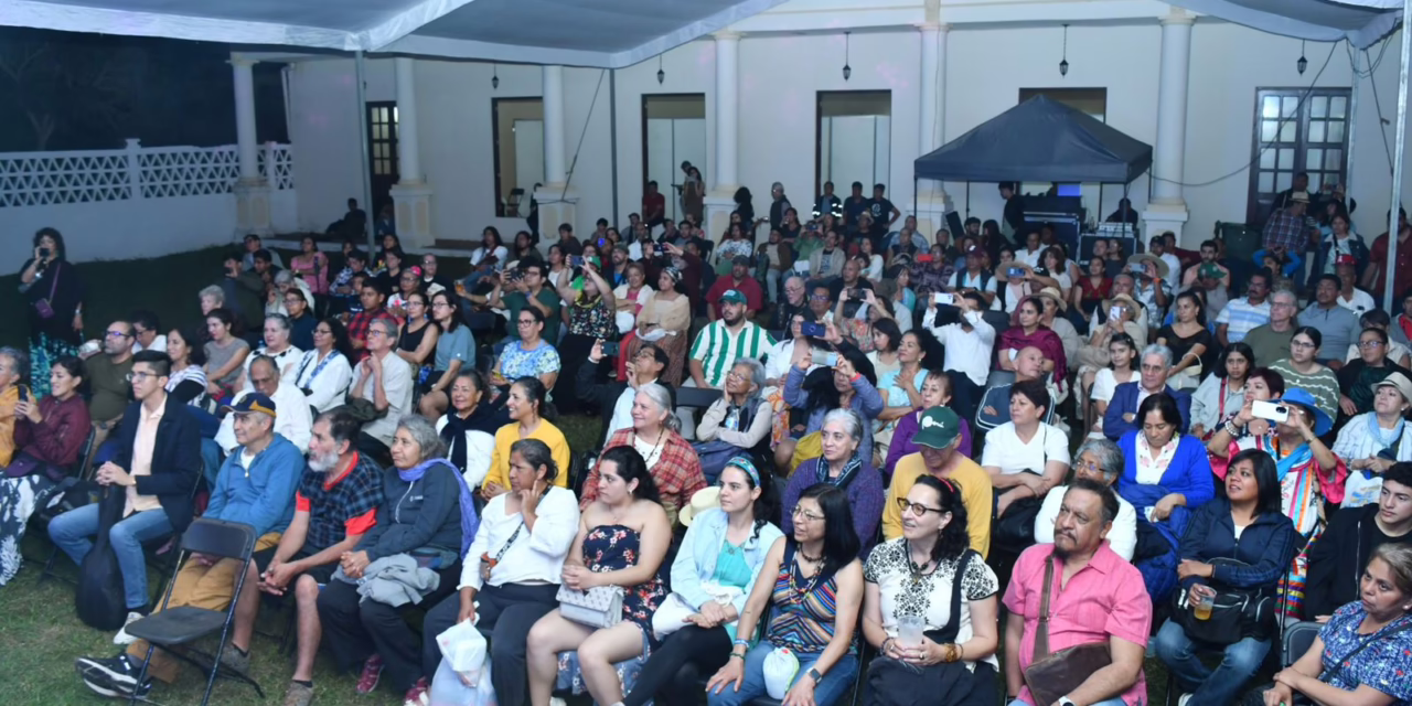 Disfruta las veladas musicales del Foro Especial de Son Jarocho, durante La Candelaria