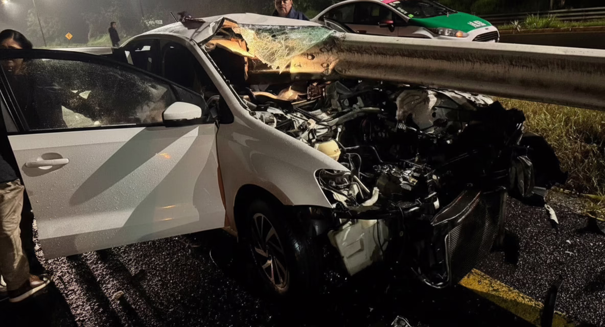 Intensa movilización en el Libramiento Xalapa-Coatepec: rescatan a dos mujeres prensadas