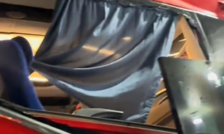 (VIDEO) Avientan piedras contra ADO en la México-Puebla y rompen varias ventanas