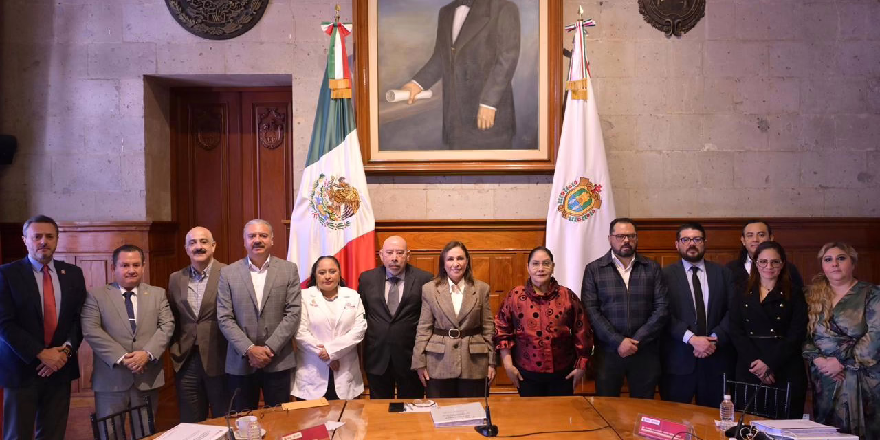 Rocío Nahle encabeza histórica sesión que consolida orden y legalidad en la UPAV