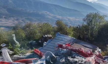 Tráiler se va al voladero en las Cumbres de Maltrata