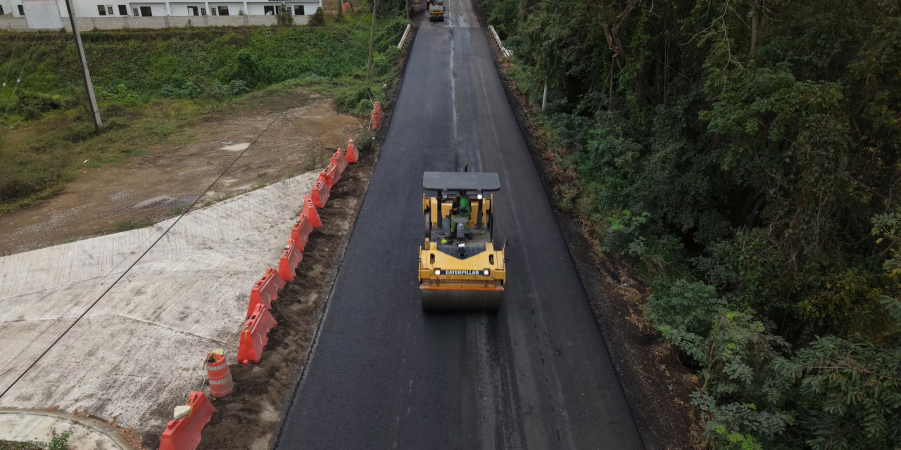Modernización de vías estatales mejora conectividad y dinamiza economía regional: Rocío Nahle